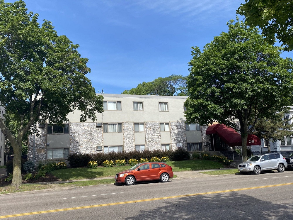 2308 Lyndale Ave S, Minneapolis MN 55405