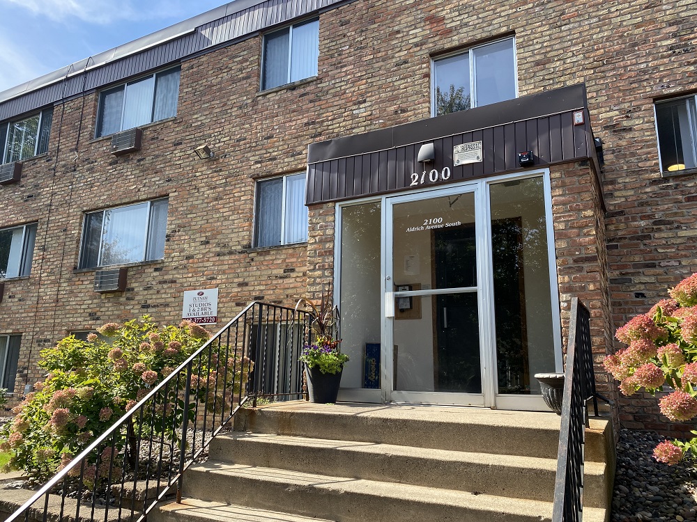 2100 Aldrich