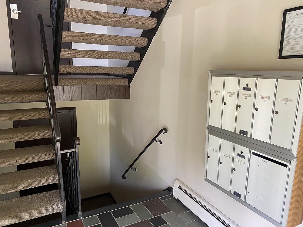 3836 Nicollet